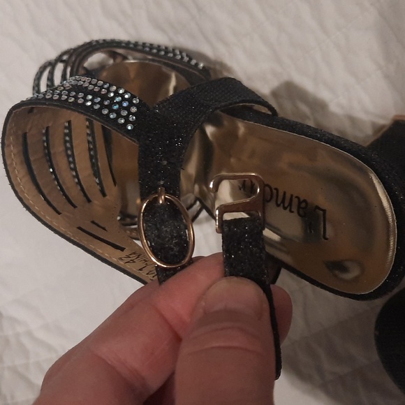 Glitzy Stilletoes with 4.5" heel - Picture 5 of 5